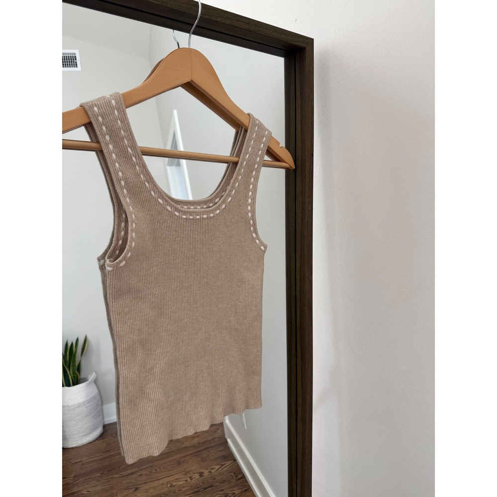 La February Tan Ribbed Knit Tank Top Whipstitch Detail Scoop Neck A1338SW Mens M
